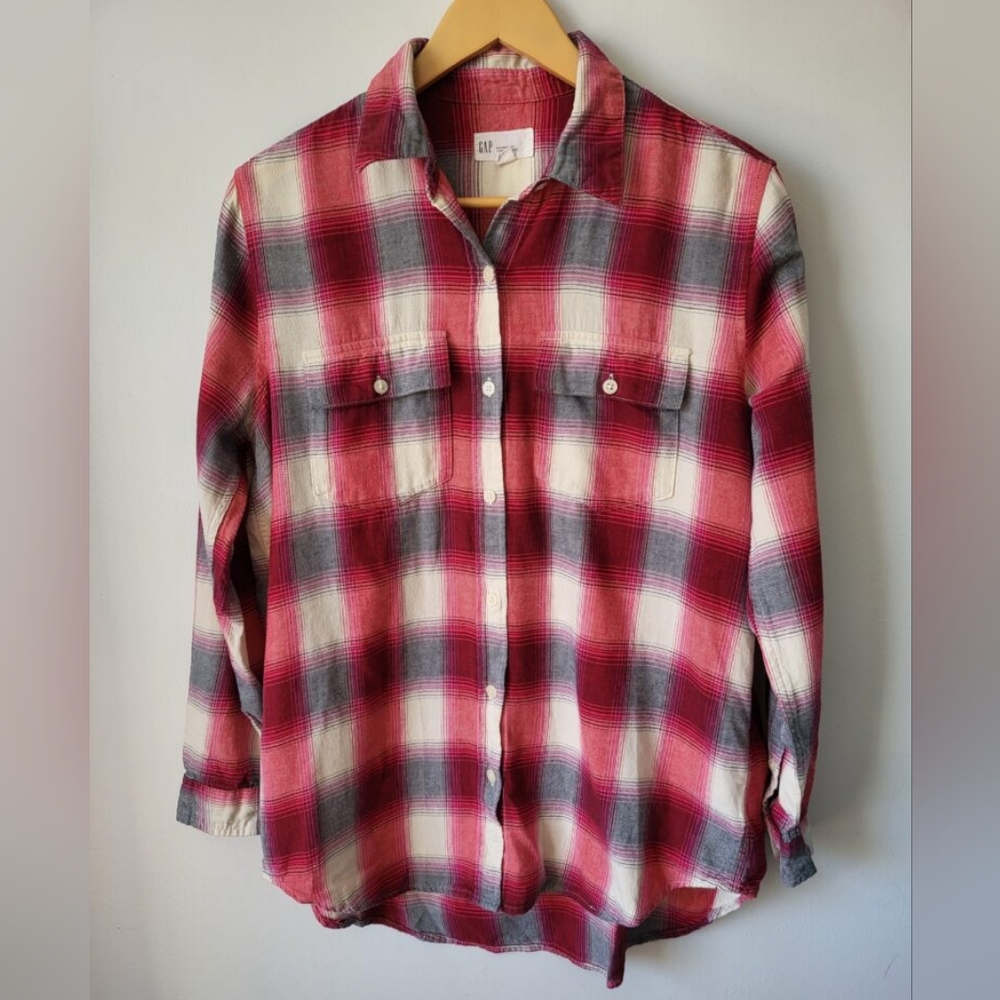 GAP Red and Gray Boyfriend Style Plaid Button-Up Shirt